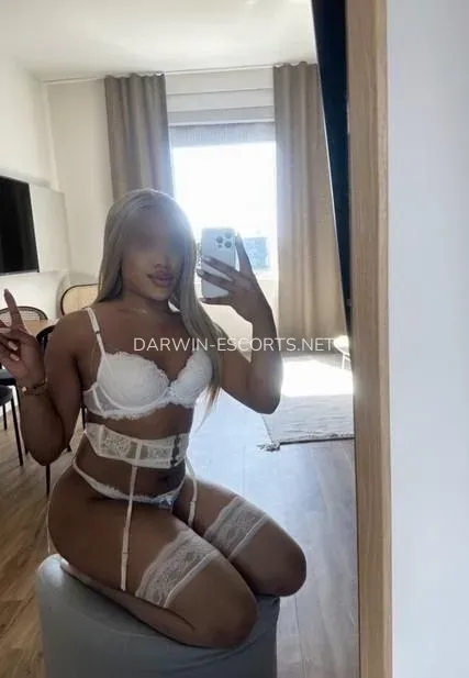 Darwin escorts Natacha — 1