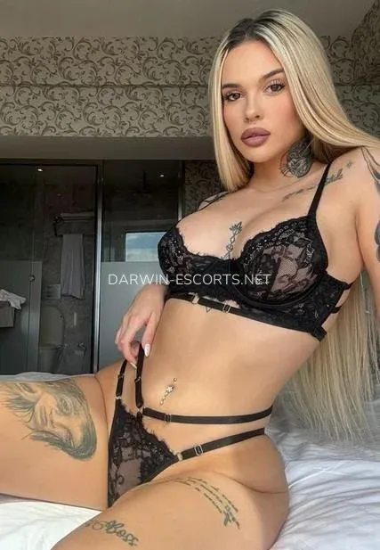 Darwin escorts Charlotte — 6