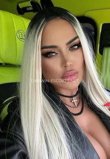 Darwin escorts Charlotte — 1