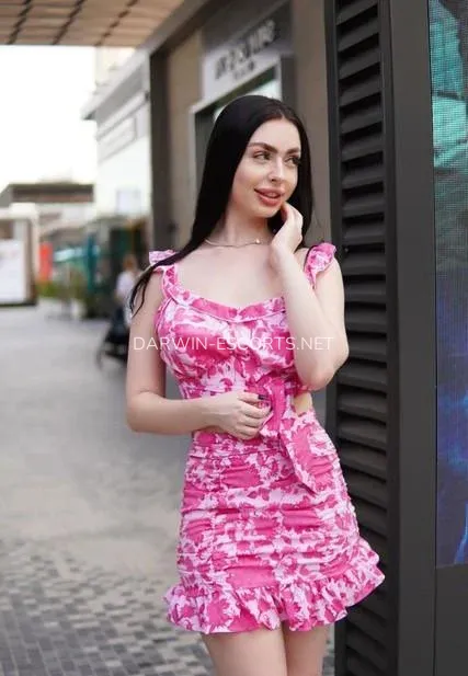 Darwin escorts Gun — 6