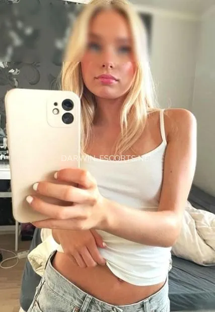 Darwin escorts Melissa — 2