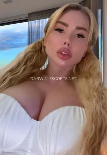 Darwin escorts Mariana — 2