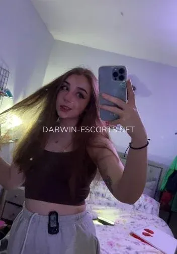 Darwin escorts Belinda — 5