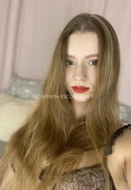 Darwin escorts Elizabeth — 5