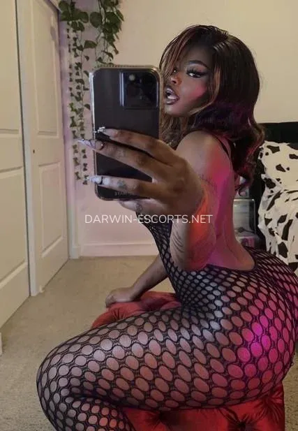 Darwin escorts Jada — 1