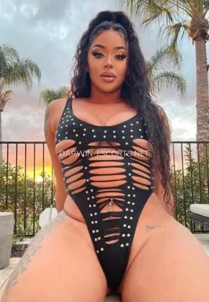 Darwin escorts Astrid — 1