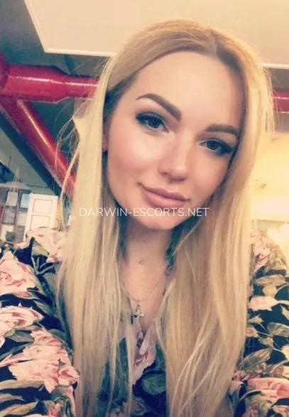Darwin escorts Ann-marie — 7