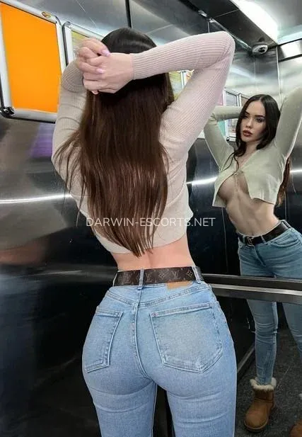 Darwin escorts Olivia — 5