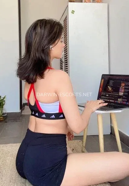 Darwin escorts Annabelle — 1