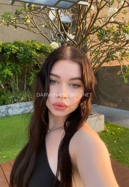 Darwin escorts Amy — 2