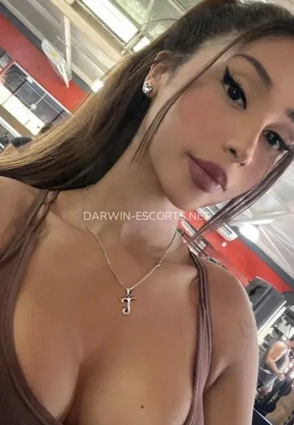 Darwin escorts Mckenzie — 1