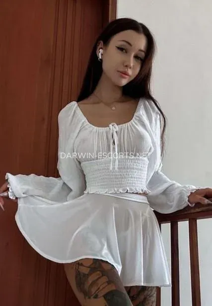Darwin escorts Clara — 4