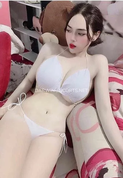 Darwin escorts Allison — 1