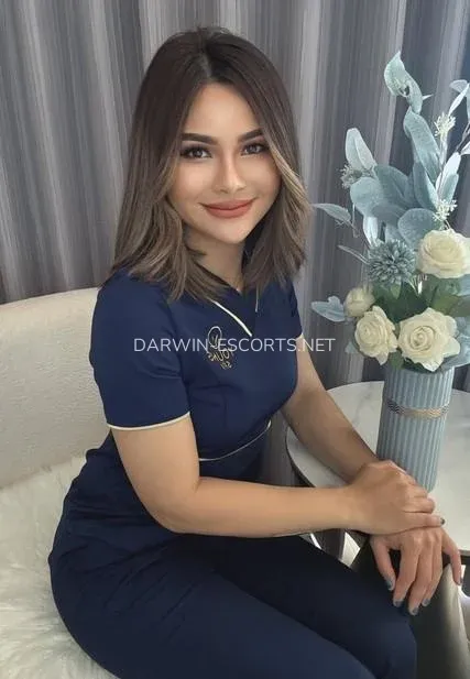 Darwin escorts Sarah — 1