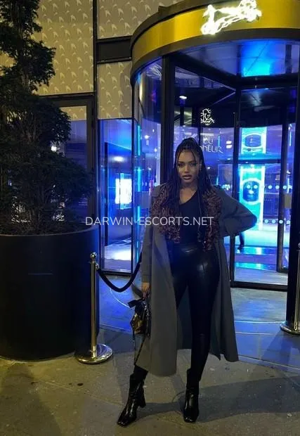 Escort djevojka Helen - Darwin