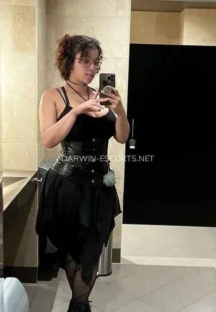 Darwin escorts Camryn — 7