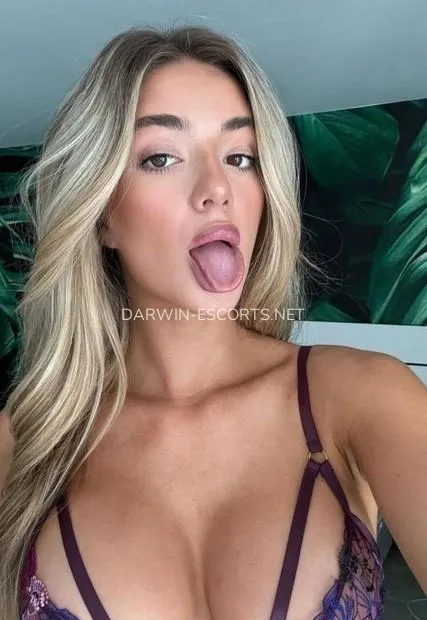 Darwin escorts Sophie — 2