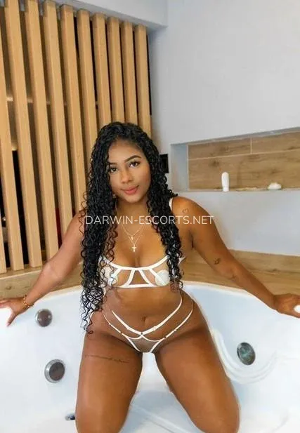 Darwin escorts Elise — 3