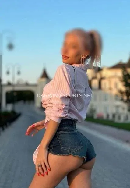 Darwin escorts Ingrid — 4