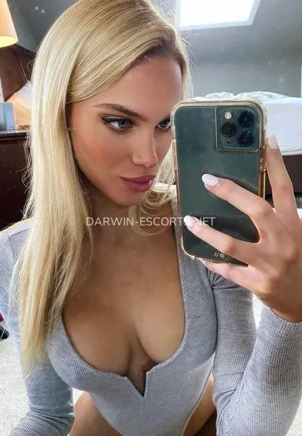 Darwin escorts Peyton — 5