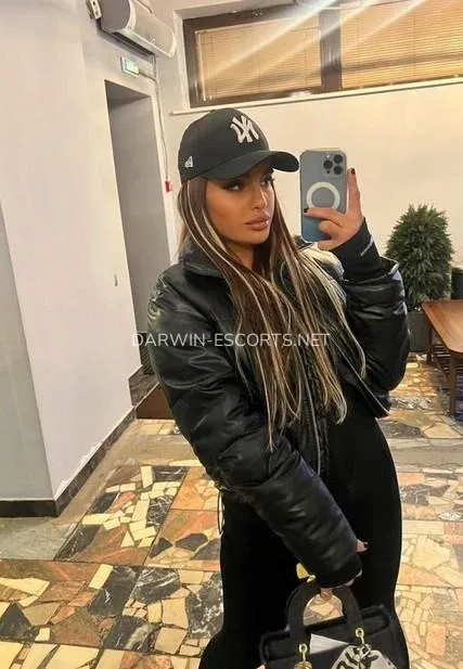 Darwin escorts Hope — 1