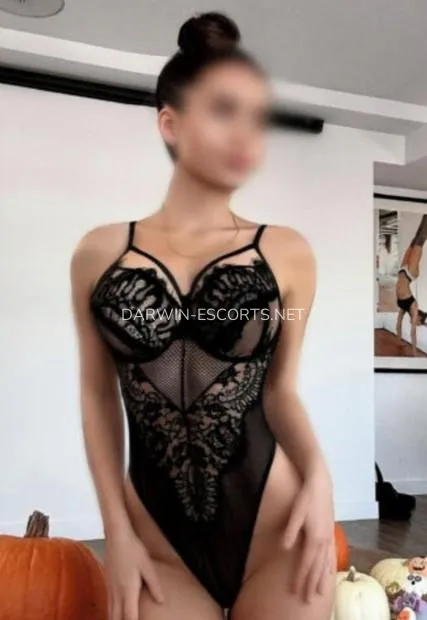 Darwin escorts Hannah — 2