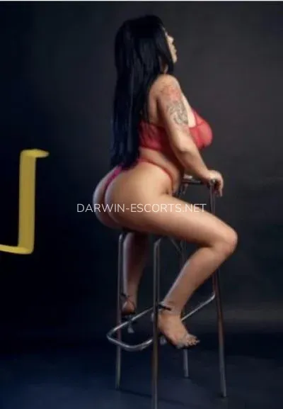Darwin escorts Angelica — 3