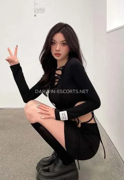 Darwin escorts Angelina — 1