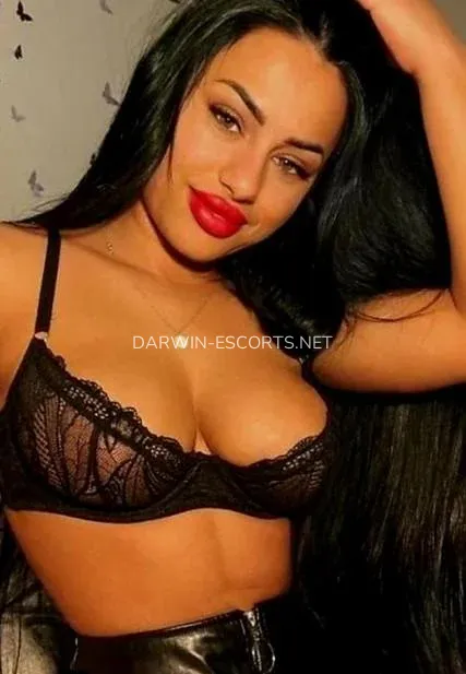 Darwin escorts Layla — 3
