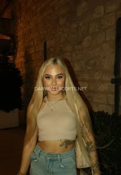 Darwin escorts Jazmine — 1