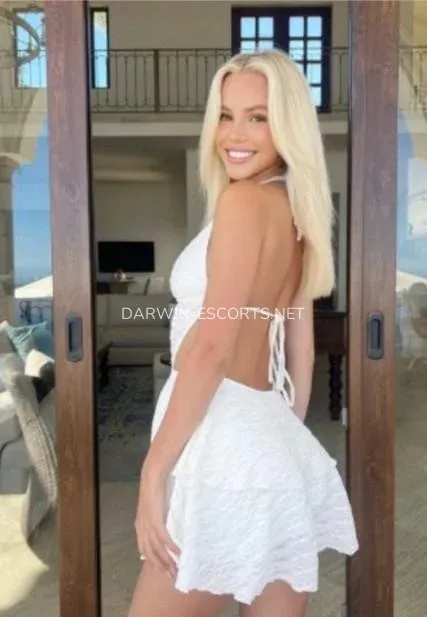 Darwin escorts Amber — 6