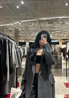 Darwin escorts Ingrid — 7