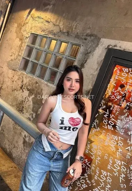 Darwin escorts Camryn — 3