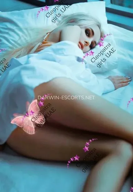 Darwin escorts Ella — 6