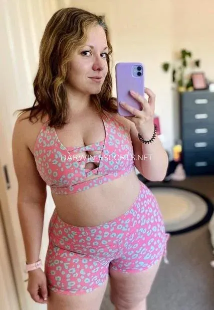 Darwin escorts Molly — 1