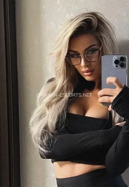 Darwin escorts Maria — 3