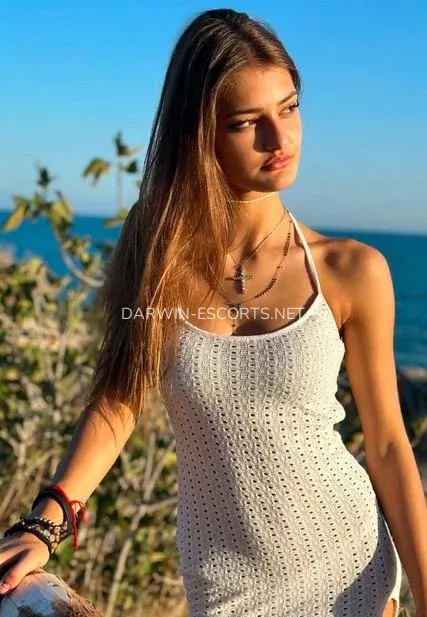 Darwin escorts Simona — 1