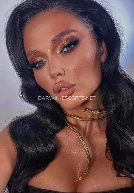 Darwin escorts Olivia — 9