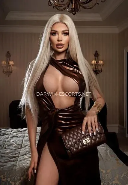 Darwin escorts Johanna — 1