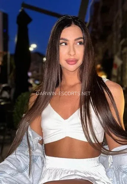 Darwin escorts Ebba — 8