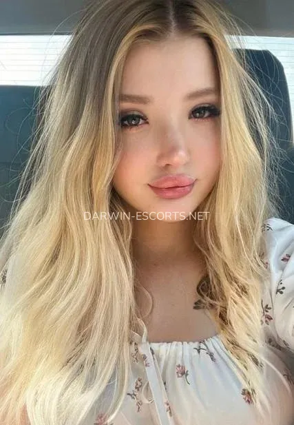 Darwin escorts Jamie — 5