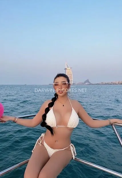 Darwin escorts Samantha — 2