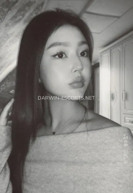 Darwin escorts Makenna — 2