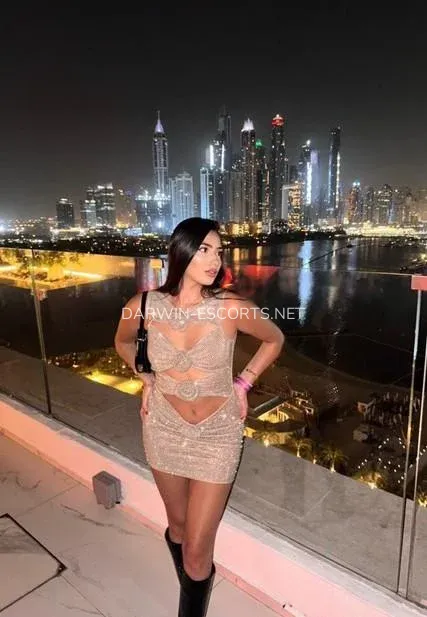 Darwin escorts Bailey — 5