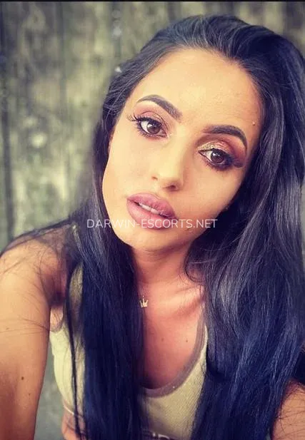 Darwin escorts Erin — 5