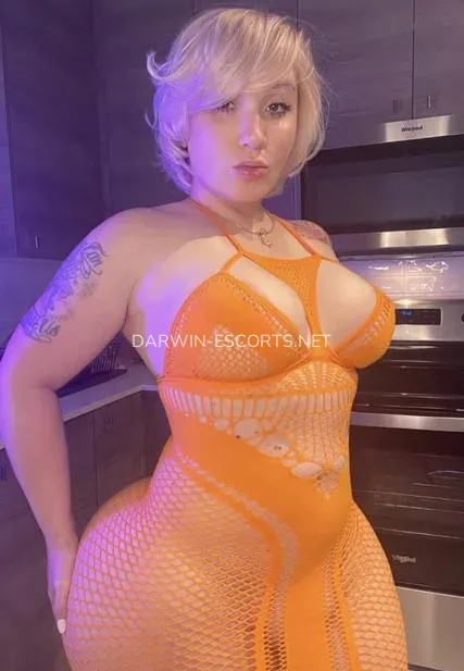 Darwin escorts Jenny — 1