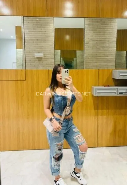 Darwin escorts Selena — 2