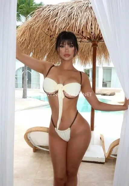 Darwin escorts Katrina — 7