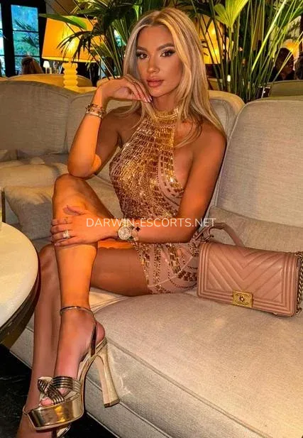 Darwin escorts Susana — 8