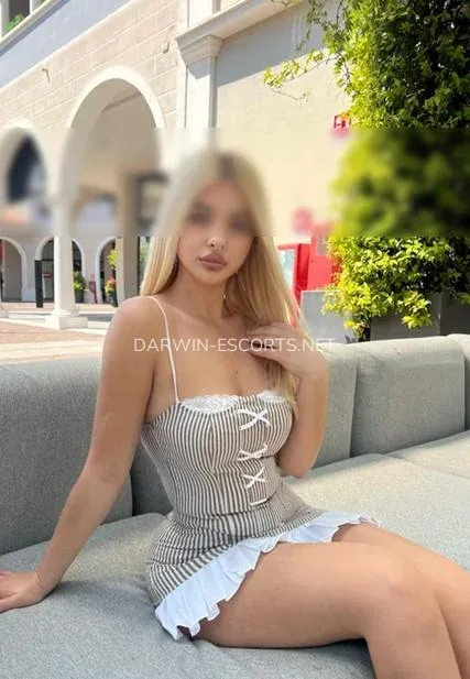 Darwin escorts Agneta — 9